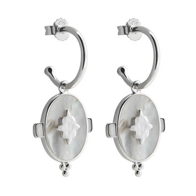 Ovale oorbellen met parelmoer voor wholesale door Murkani Jewellery