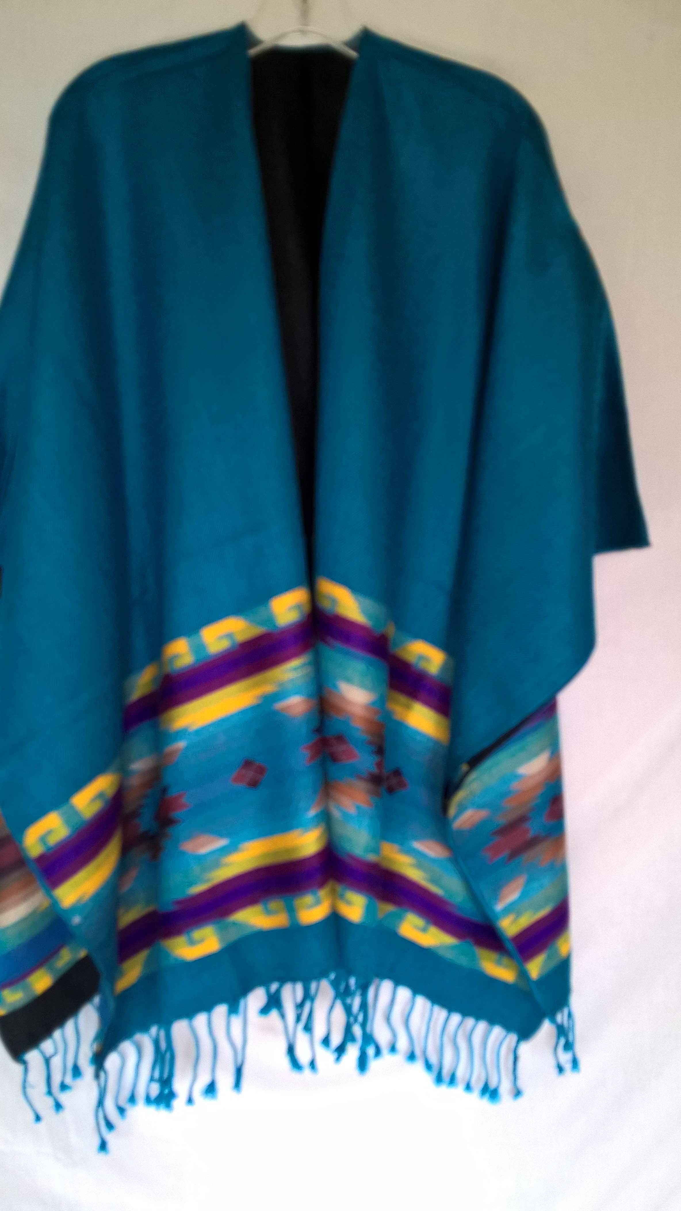 Treasure of ANDES - Venta al por mayor Poncho - Mujer - Poncho Andino Artesanal REVERSIBLE Unisex ENVÍO GRATIS19