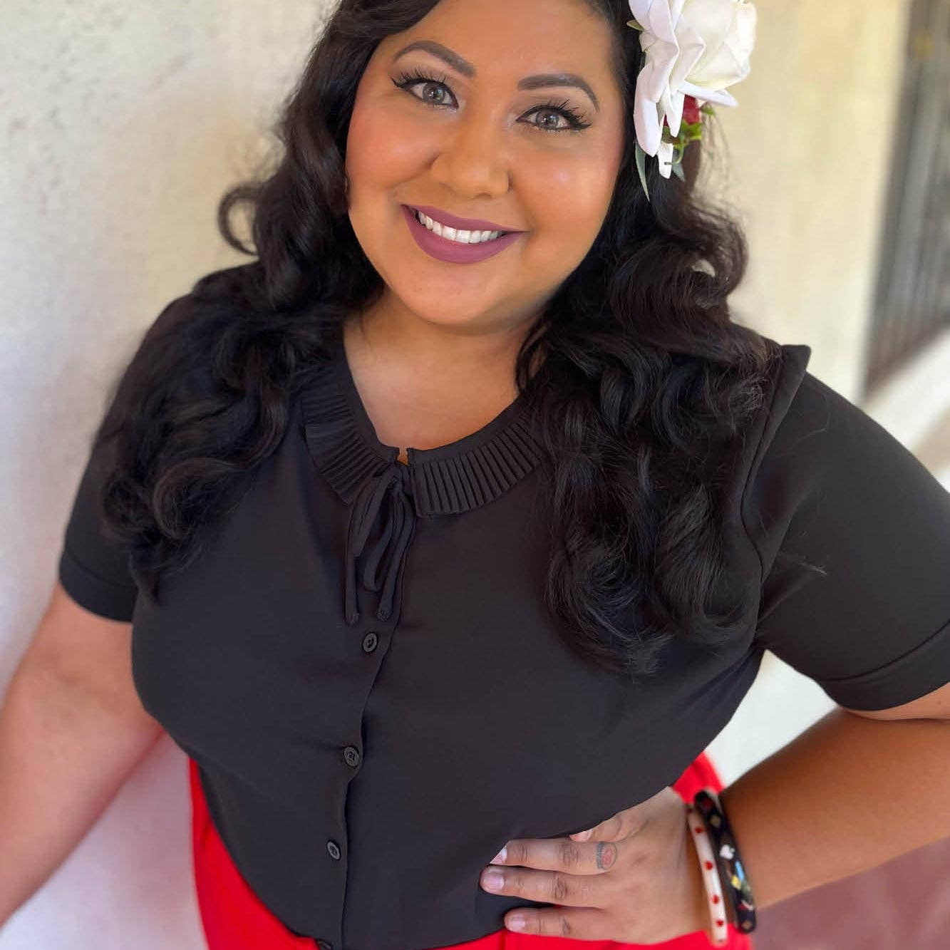 Tatyana Clothing – wholesale Blouse – Women’s – Ingrid Retro Blouse with Peter Pan Collar0