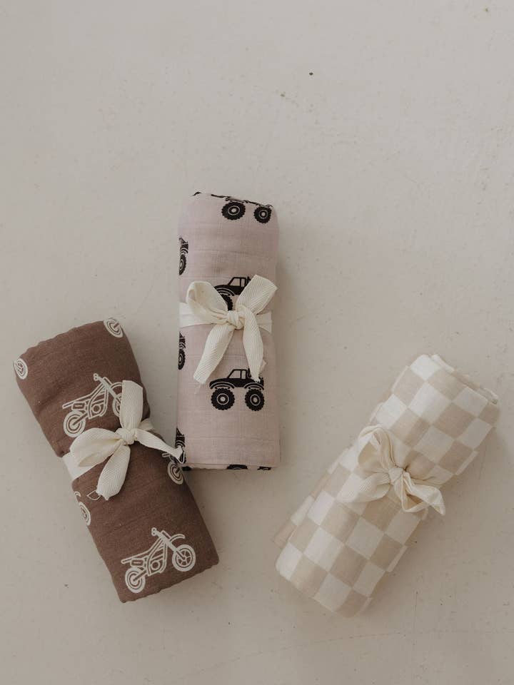 Forever French Baby - Wholesale Swaddle - Baby - Muslin Swaddle | Checkerboard1