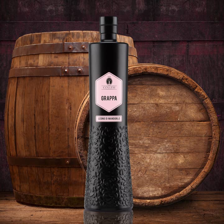 COLLESI TRADE SRL - Wholesale Liqueur - GRAPPA BARRICATA COLLESI ALMOND WOOD 700ml 40%2