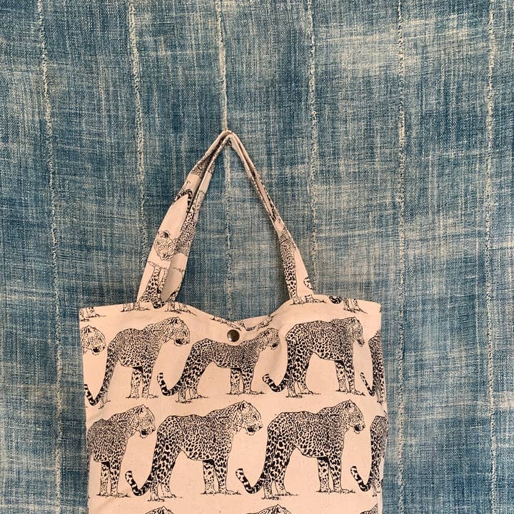 Borsa in tela di cotone con ghepardi serigrafati a mano per la vendita all'ingrosso da parte di Little Baby Kitty