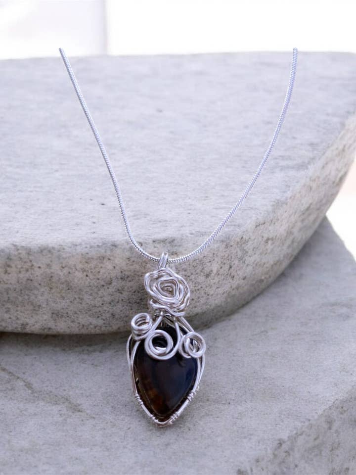 Collier de gland pour la vente par Zalery