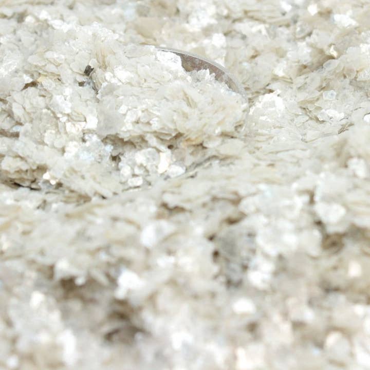 Meyer Imports - Wholesale Craft Supplies - Cream White Flakes - Natural Mica