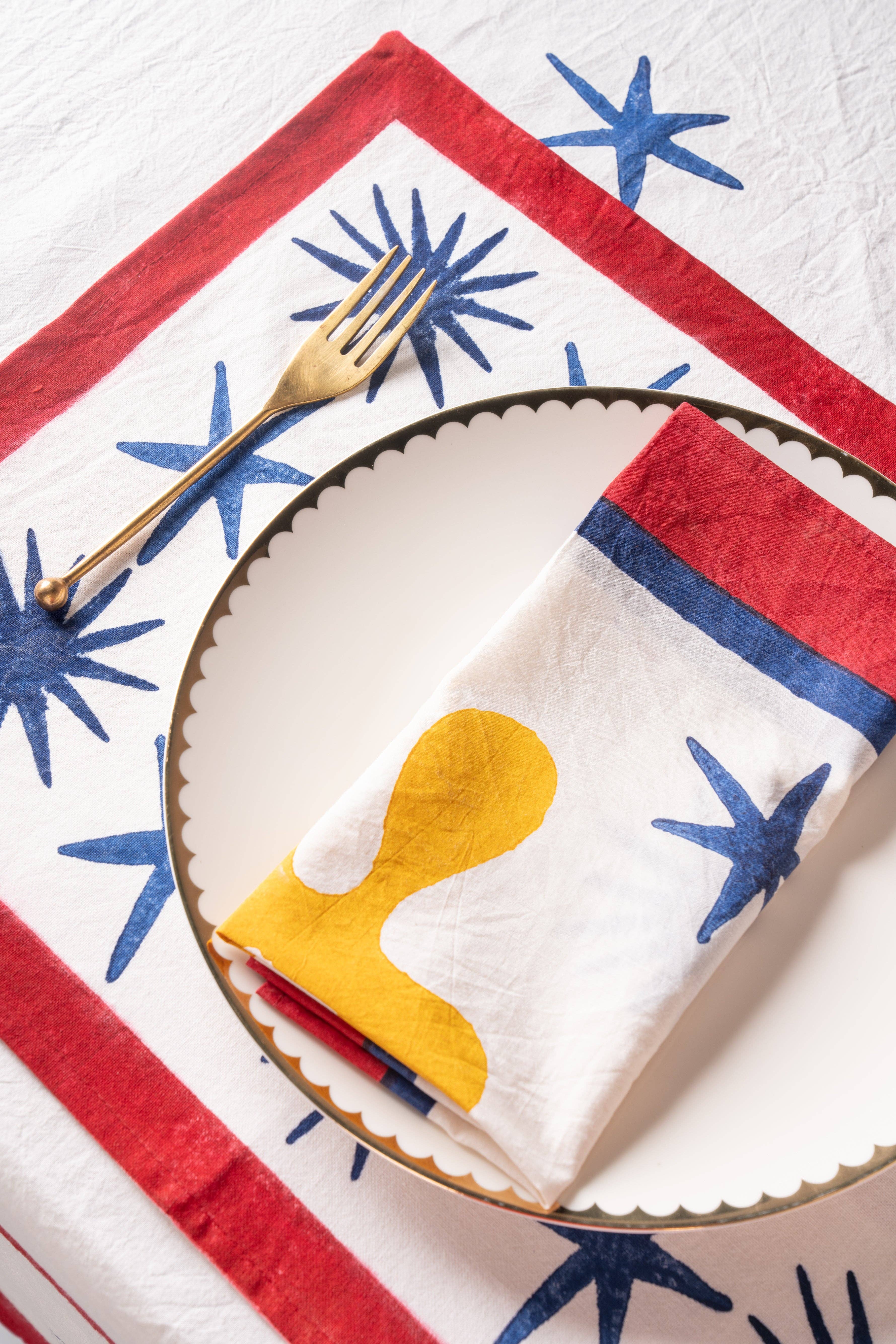 Inner Child – Engroshandel Dækkeserviet – Celestial Matisse bloktryk bordskåner4