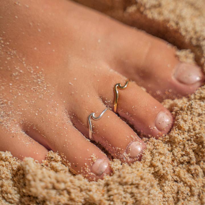 Pineapple Island - Venta al por mayor Anillo para pies - Anillo Surfer Girl con punta ondulada, joyería de surf, de Pineapple Island