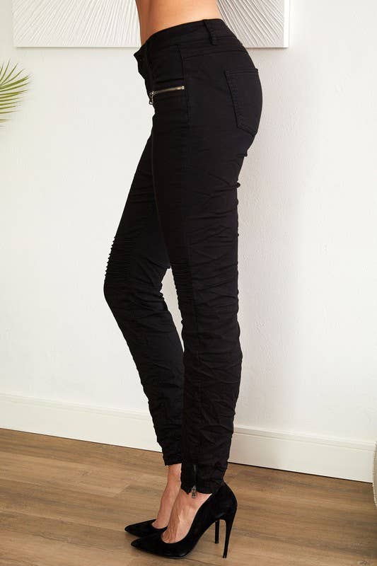 VENTI6 - Vendita all'ingrosso Jeans - Donna - PANTALONI IN DENIM INCRESPATO CON TASCA CON CERNIERA (50221-NERO)1