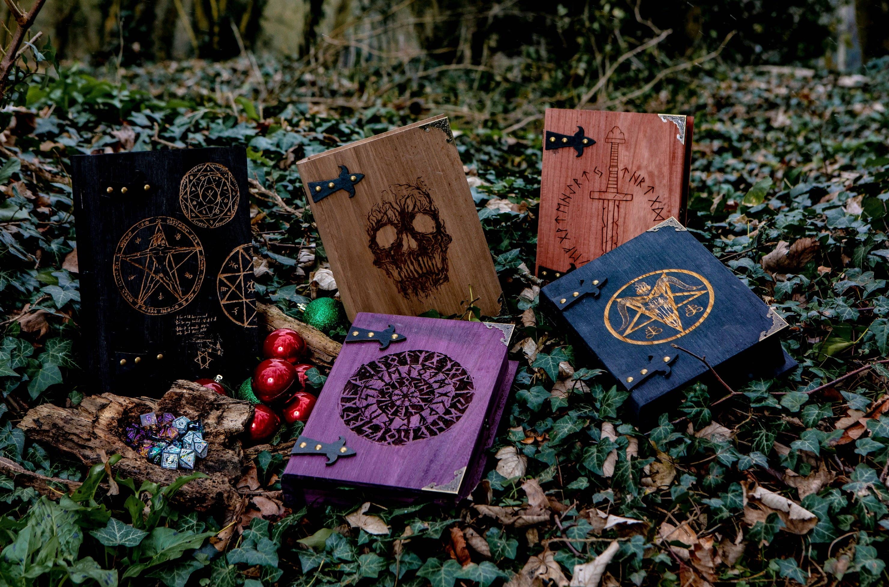 Fandomonium - Wholesale Advent calendar - Dice Advent Calendar - Reusable Dice Tray and Dice Box7