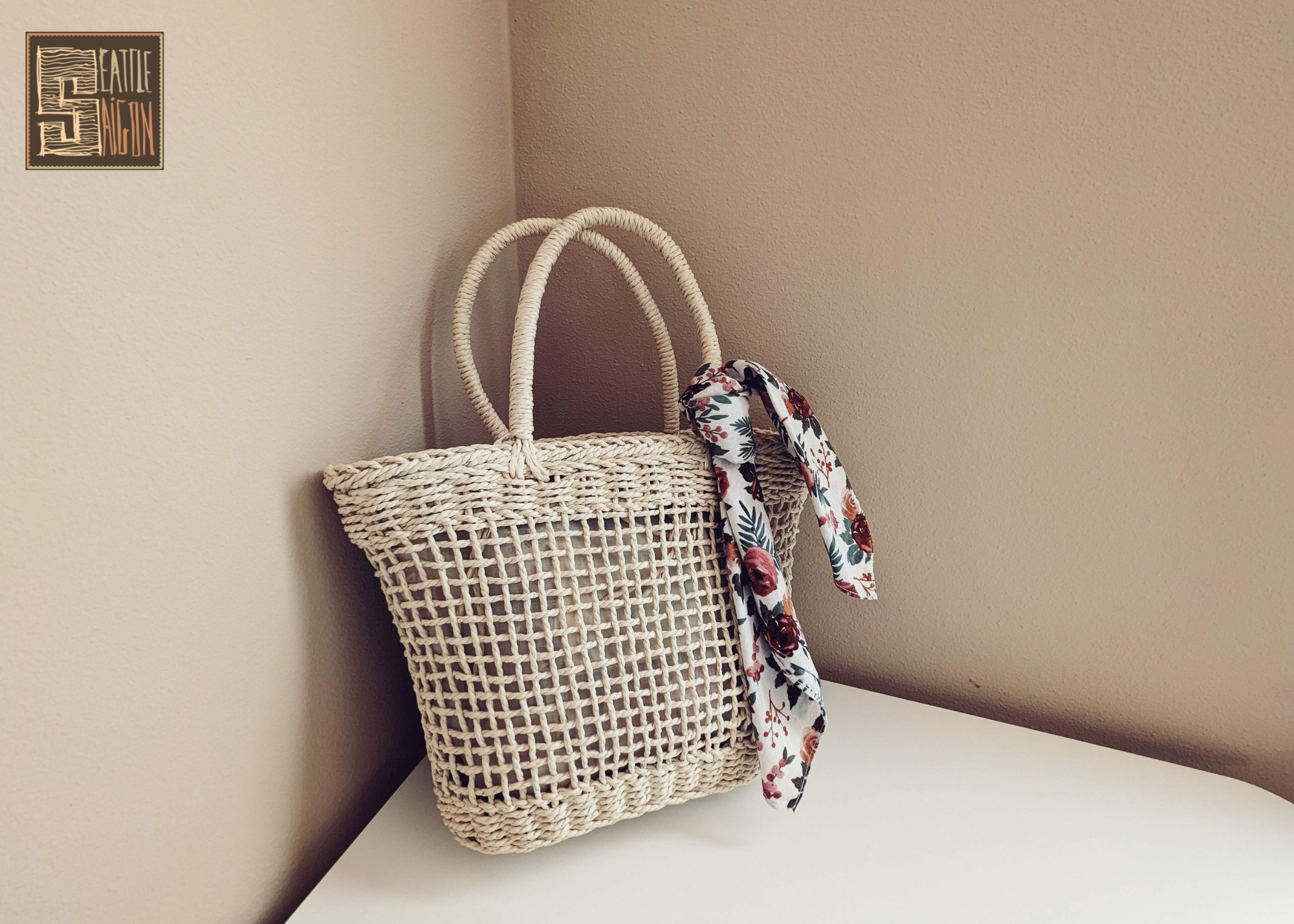 Seattle and Saigon - Wholesale Tote Bag - Women's - NATURAL WOVEN STRAW HANDBAG IN CREAMY WHITE3