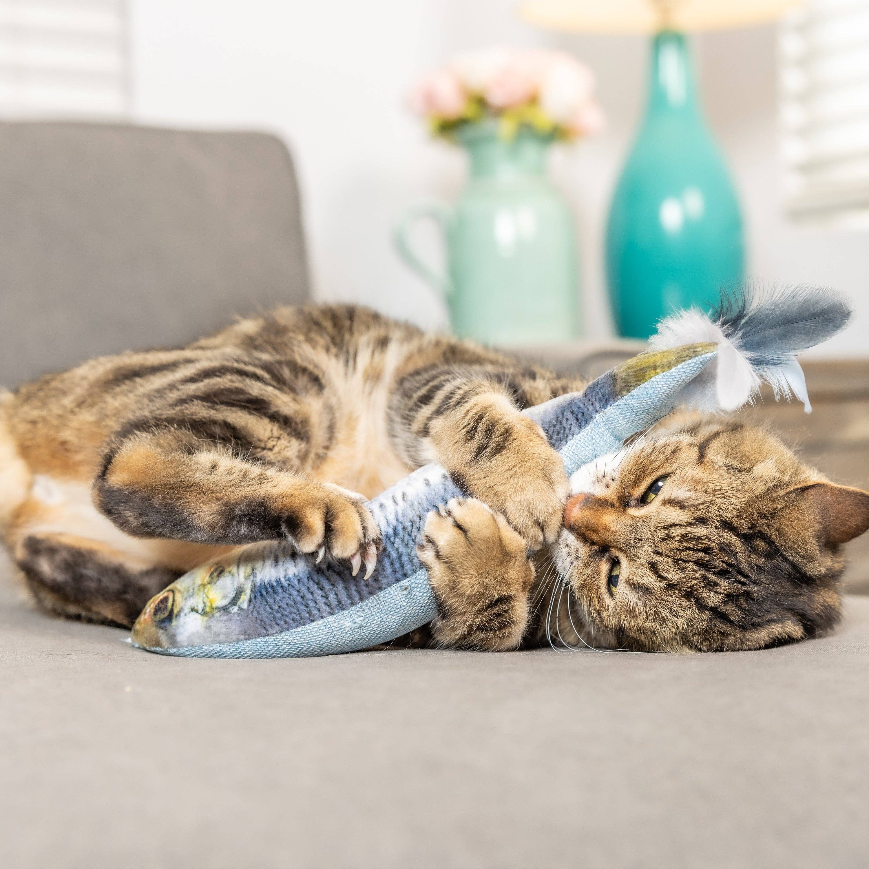 Huxley & Kent - Wholesale Pet Toy - Cat - Sardine Kicker Cat Toy3