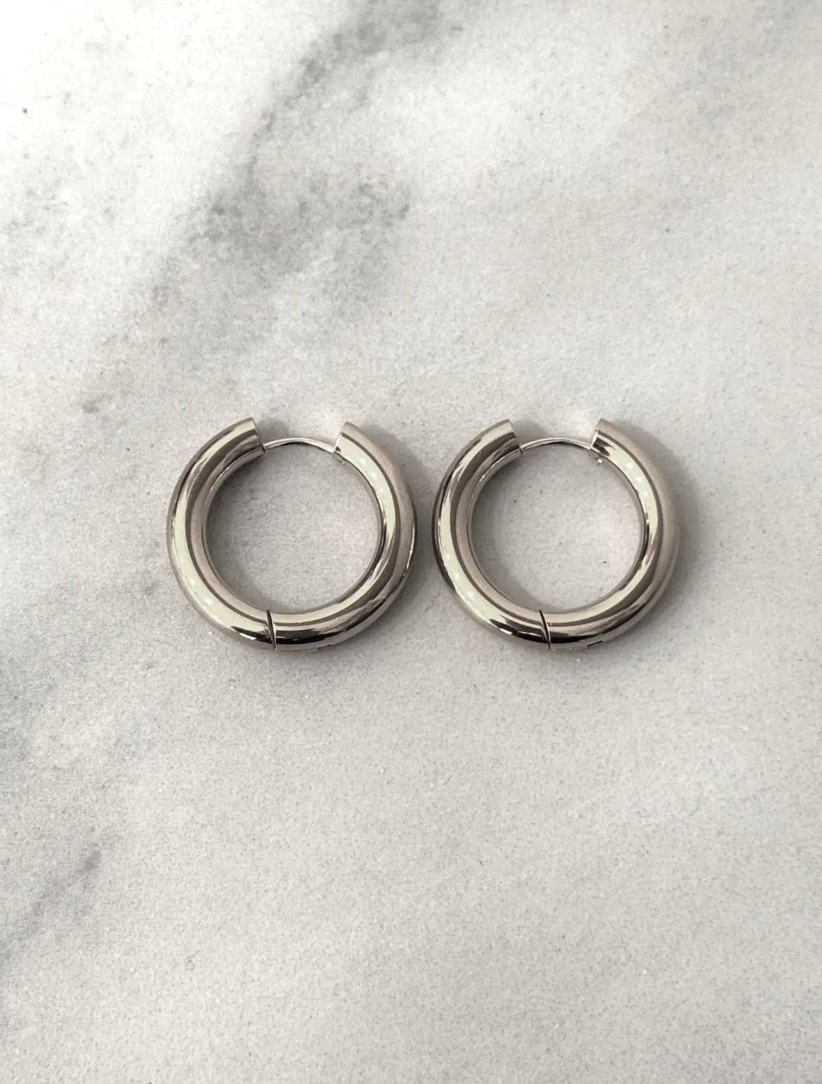 Cassette Barcelona - Wholesale Hoop Earrings - Bore Stainless Steel Thick Hoop Earrings4