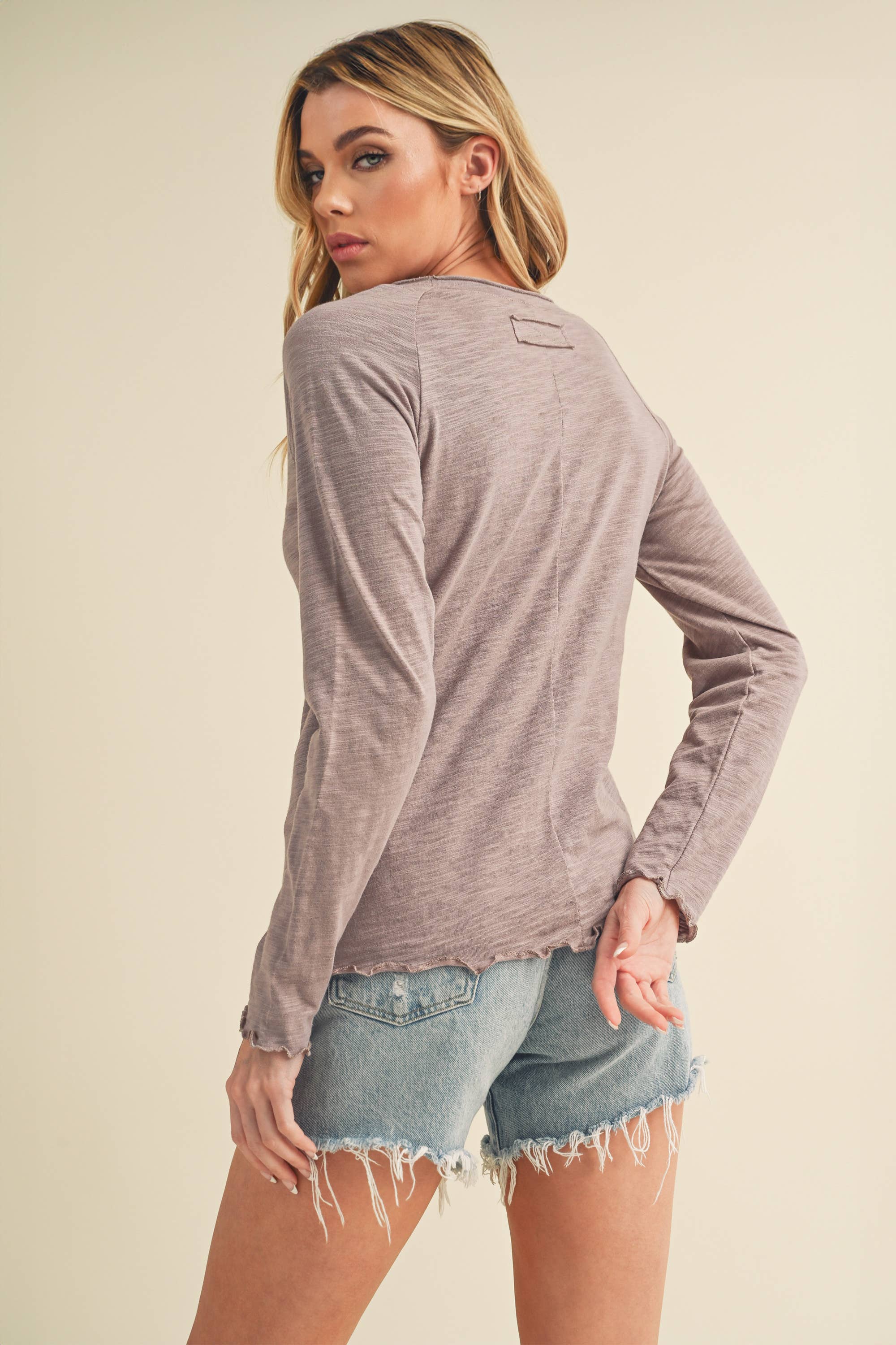 AEMI + CO - Wholesale T-Shirt - Women's - 8288DN Gwen Baby Long Sleeve Top44