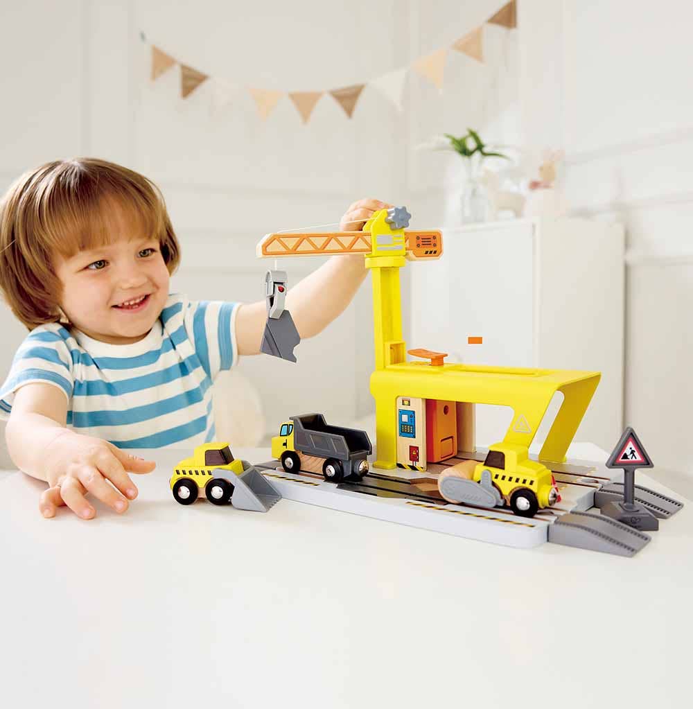 Hape Toys - Wholesale Wood Toy - Kids - Railway Crane Construction1