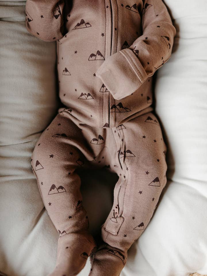 L'ovedbaby - Wholesale Jumpsuit – Baby - Latte Mountain | Organic Zipper Footie2