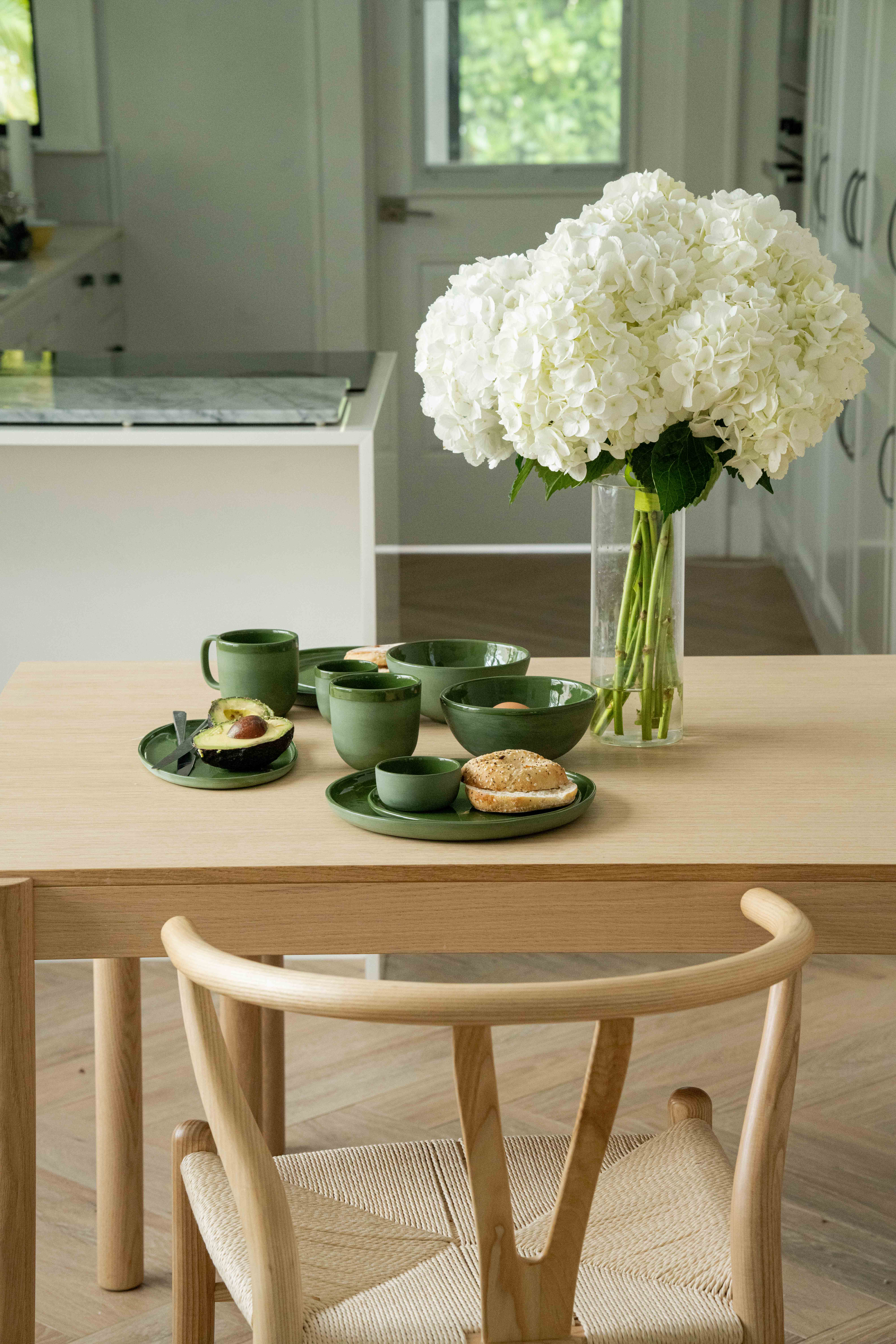 Creating Comfort Lab – wholesale Tallrikar – Handgjorda porslin middag tallrikar. Grön3