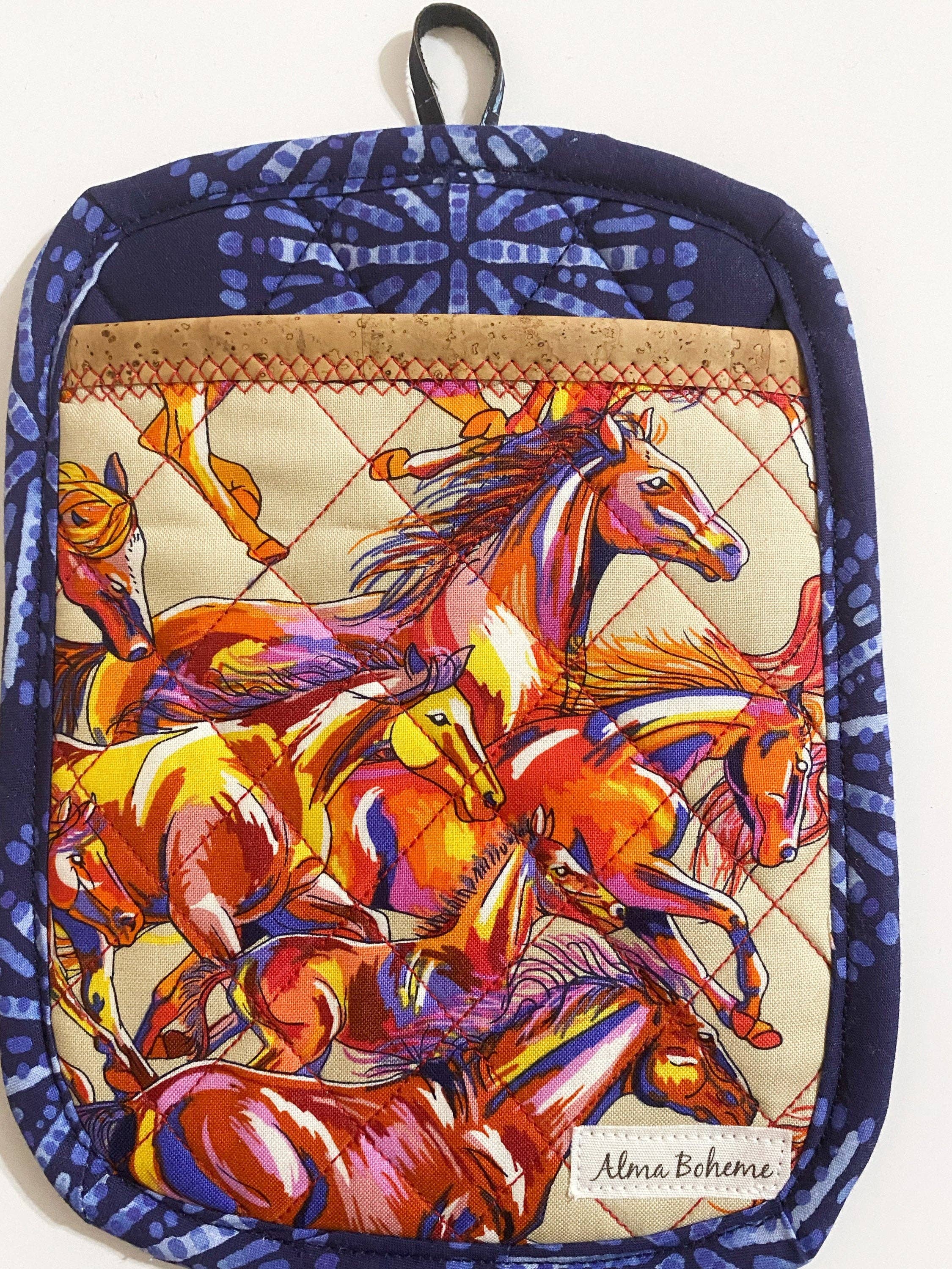 Alma Boheme Handmade - Wholesale Ovenwant/pothouder - Duurzame pannenlap van kurk en katoen met zakje6