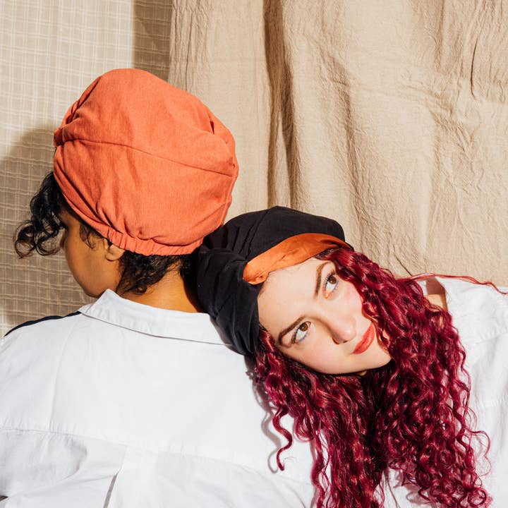 silk hair wrap 2.0- black for wholesale on Faire3