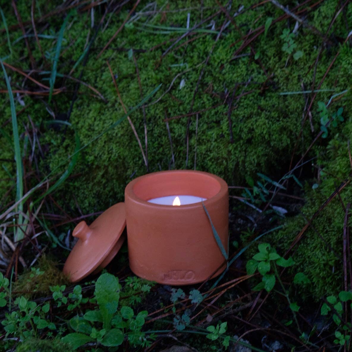 FLO - Wholesale Jar/Filled Candle - LARGE CANDLE KIT5