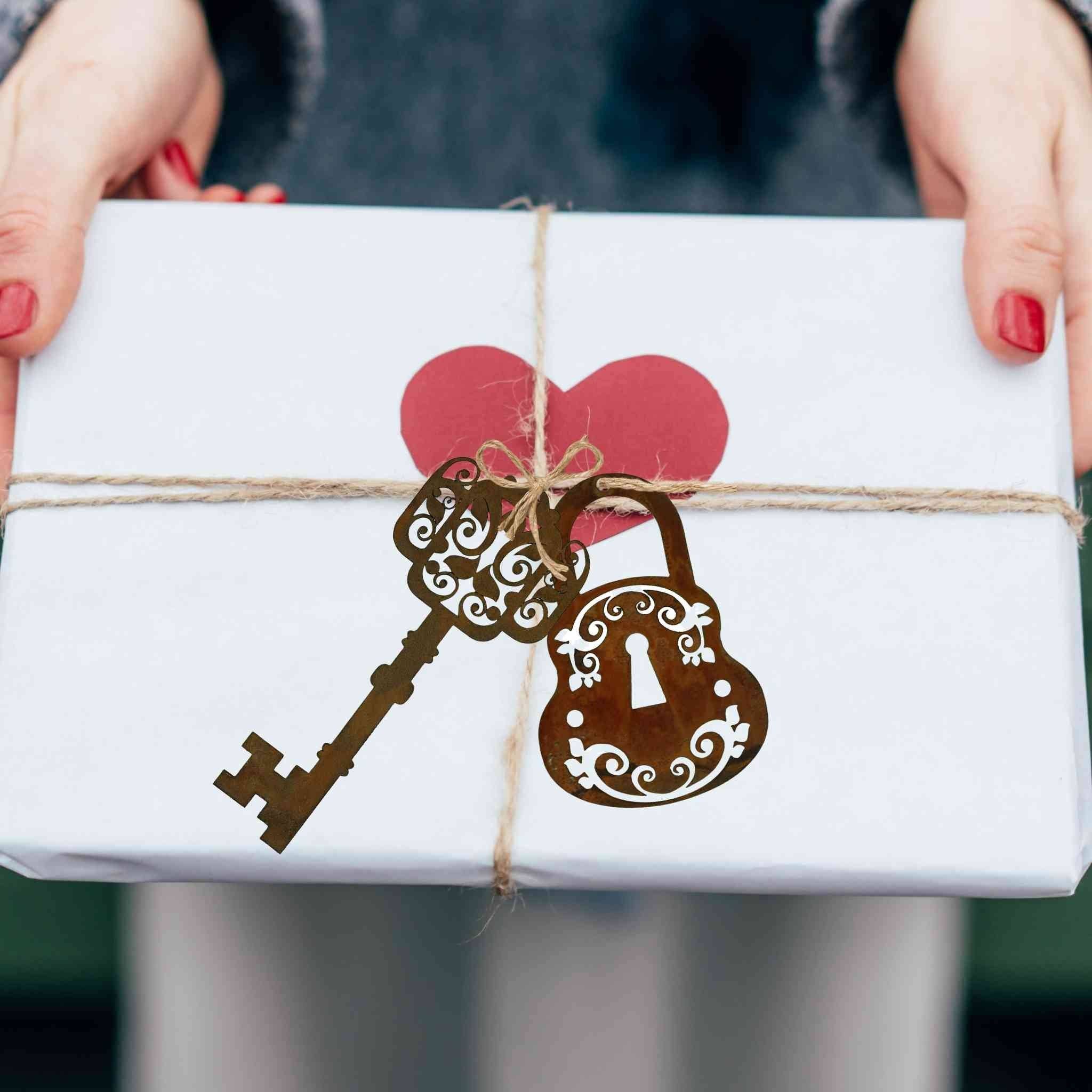 Rostikal - Wholesale Wall Accent - Padlock with key | nostalgic hanging decoration1