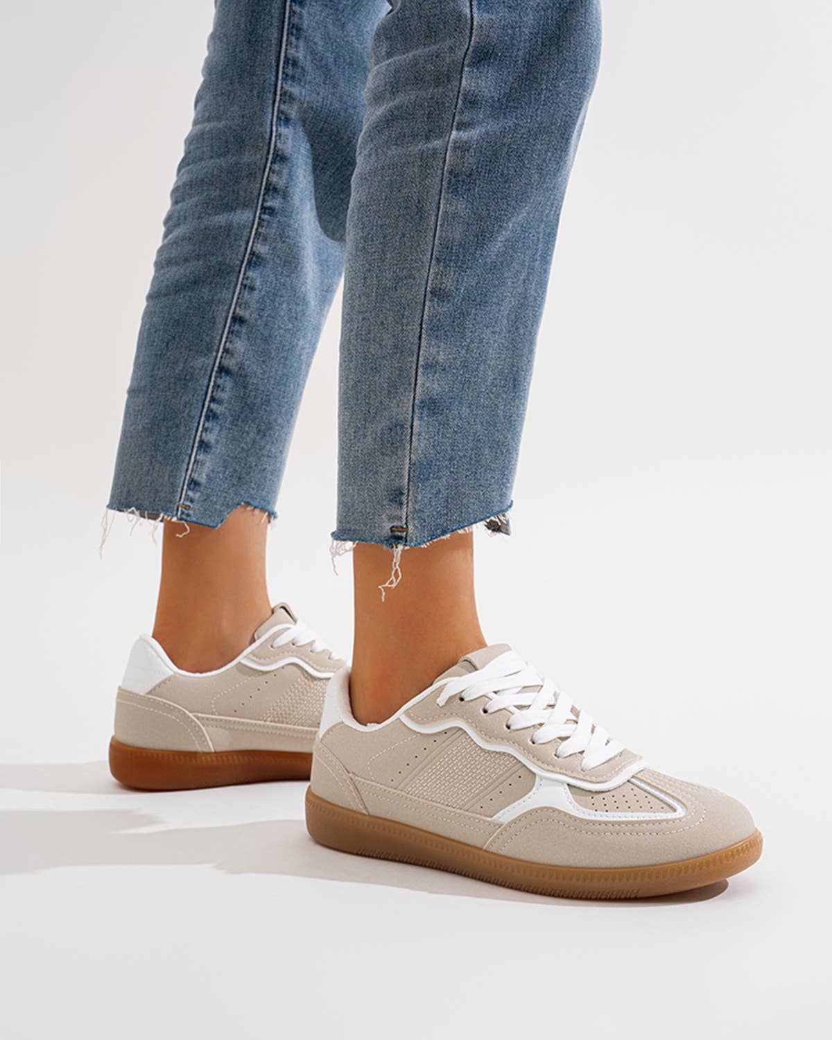 CEREZA – wholesale Vardagssneakers - Dam – Damsneakers i retrostil med kontrastfärger för vardagsbruk7