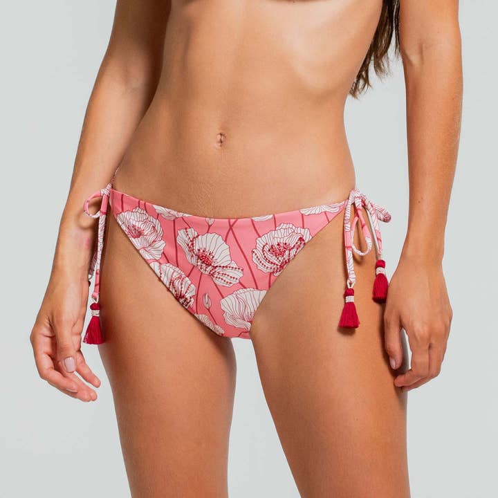 FONDO LATERALE CON LACCIO POPPY WHISPER VESTIBILITÀ CHEEKY per la vendita all'ingrosso da parte di Cosita Linda