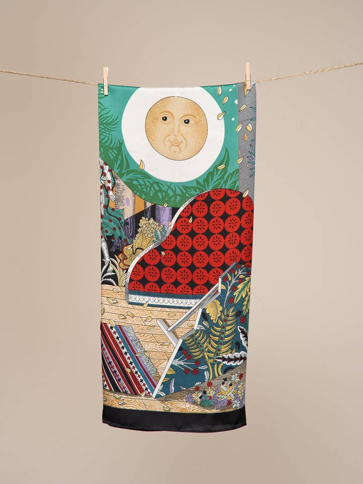 Solstice Black | Large for wholesale by Doves of Dawn