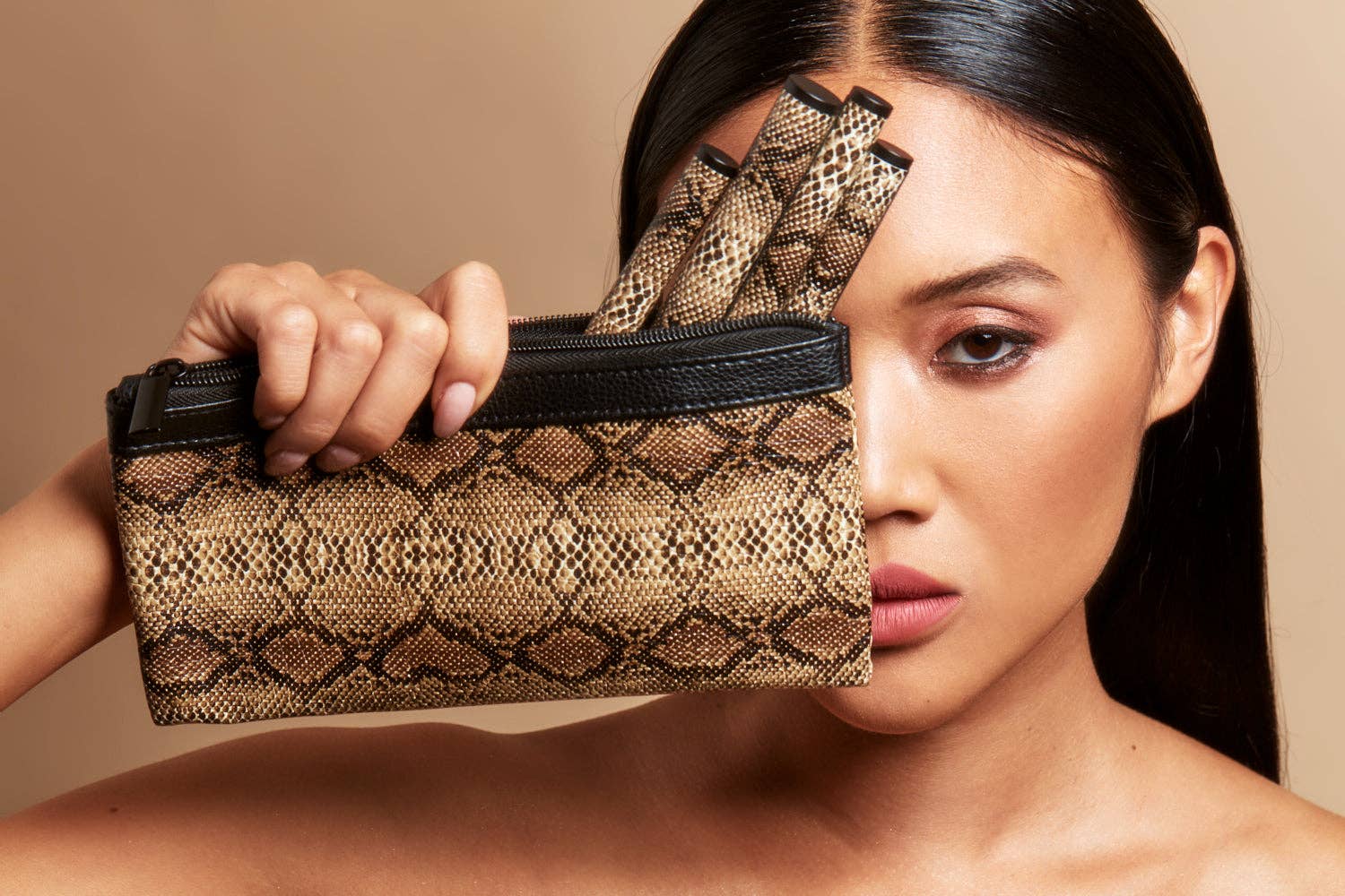 Dobner Kosmetik - Vente Trousses de maquillage/cosmétique - SAC BEAUTÉ NATURE SAUVAGE1