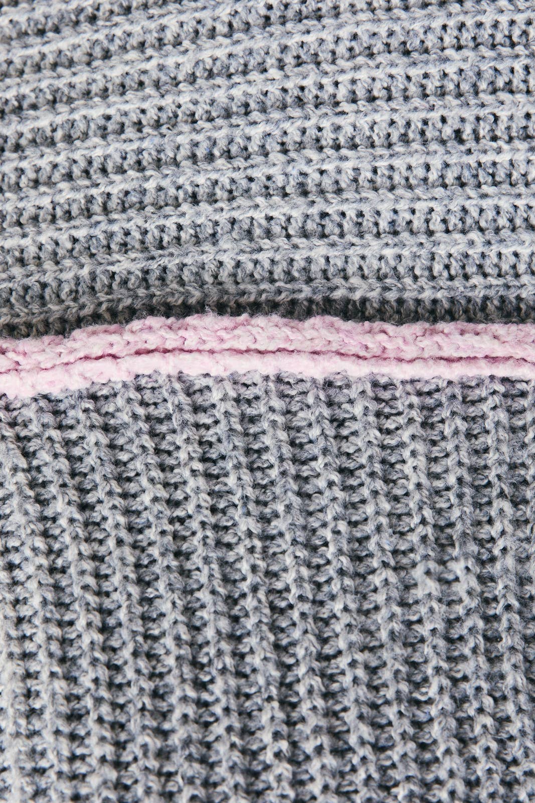 H GRIS PULL À COL ROND MONTANT À MANCHES LONGUES ET COUPE AMPLE en vente sur Faire6