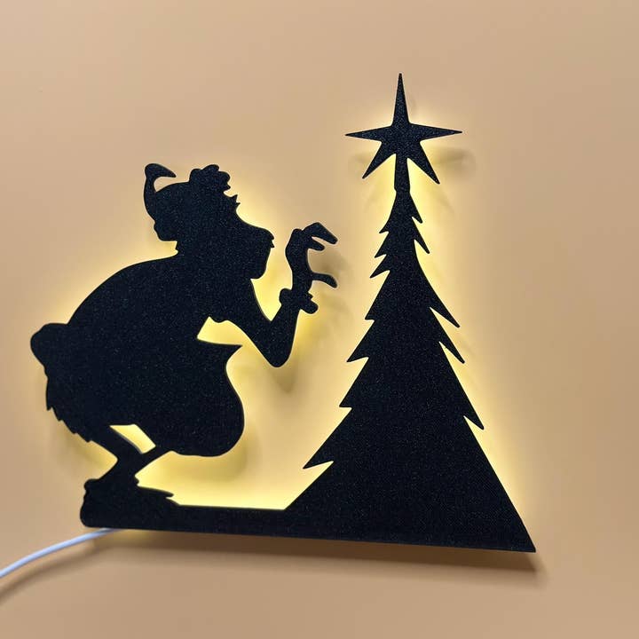 <3 Studio – wholesale Juldekoration – Festlig USB-dimmerlampa med Grinch-silhuett för juldekoration