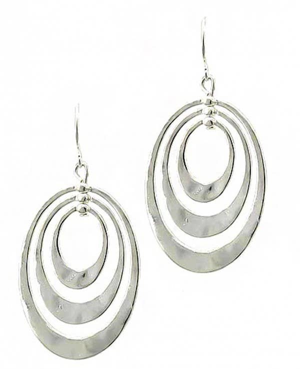 0011 PREMIERE – wholesale Dangle earrings – FR2272 All Silver Layered Multi-Ring Hammered Oval Earrings0