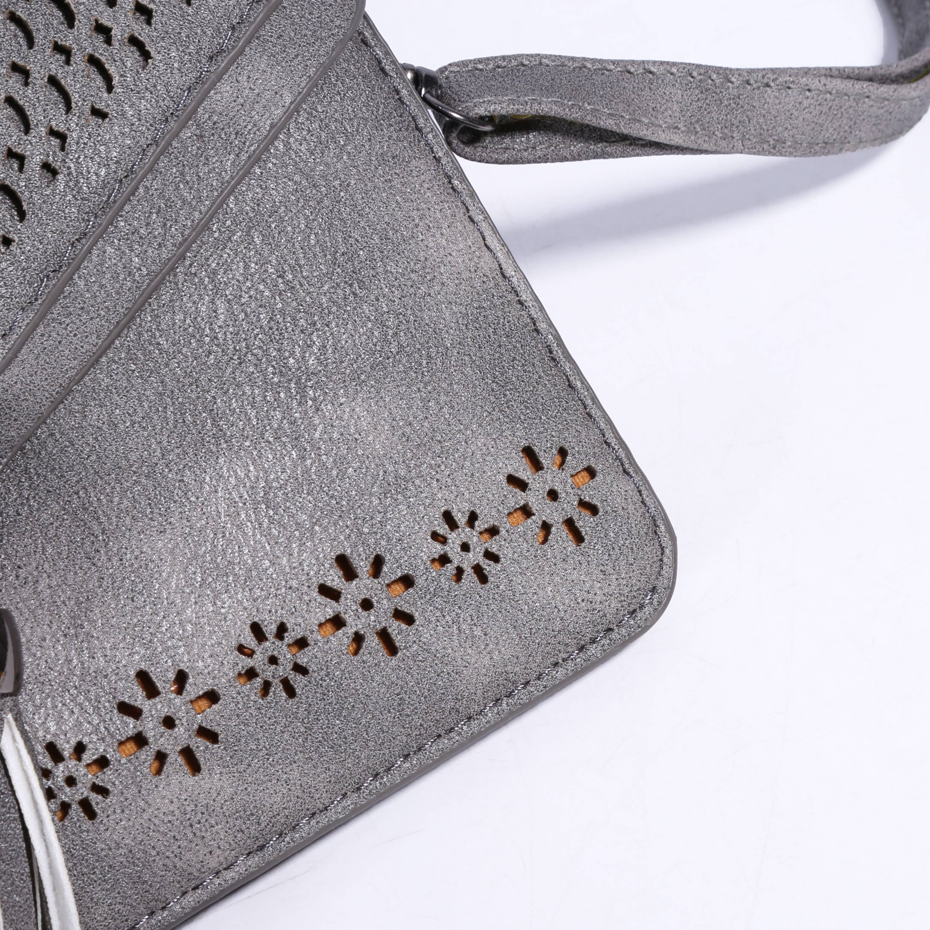 Tourtiwi - Wholesale Shoulder Bag - Women's - Women Small Purse Boho Tassel Shoulder Bag17