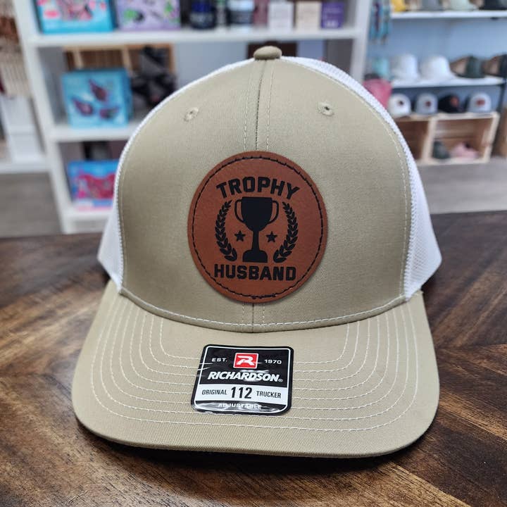 Sombrero Trophy Husband Tan Richardson para venta al por mayor de For Heavener's Sake