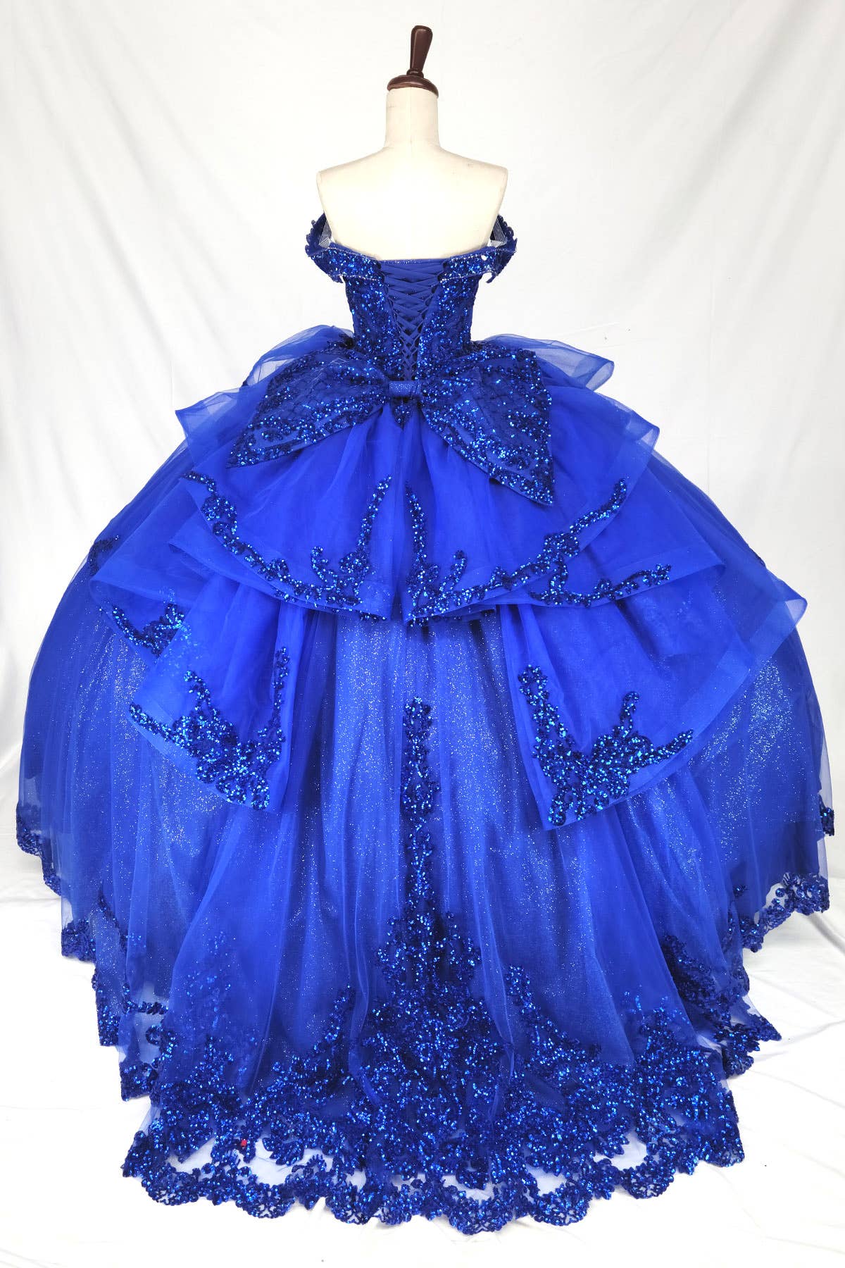 Chicas - Wholesale Dress - Women's - Multilayered Quince Dress With Bow and Sequins CHF306312