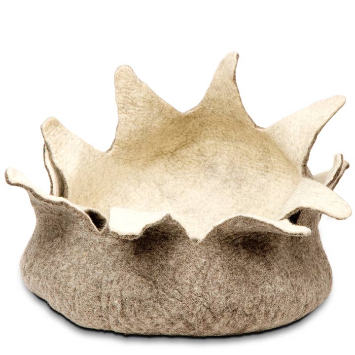 Karma Cat Inc. - Wholesale Pet bed – Cat/dog - Natural Petal Wool Pet Basket2