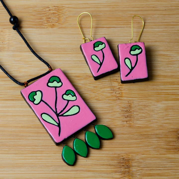 Minimalist Jewelry Set | Clay Jewelry | Leaf Jewelry for wholesale by House of Kraft Jewelry & Accessories
