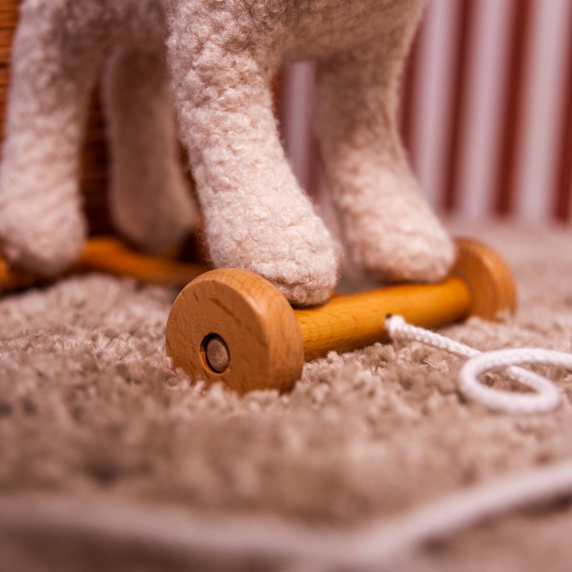 Egmont - Wholesale Classic Toy - Kids - Pull-Along Mary15