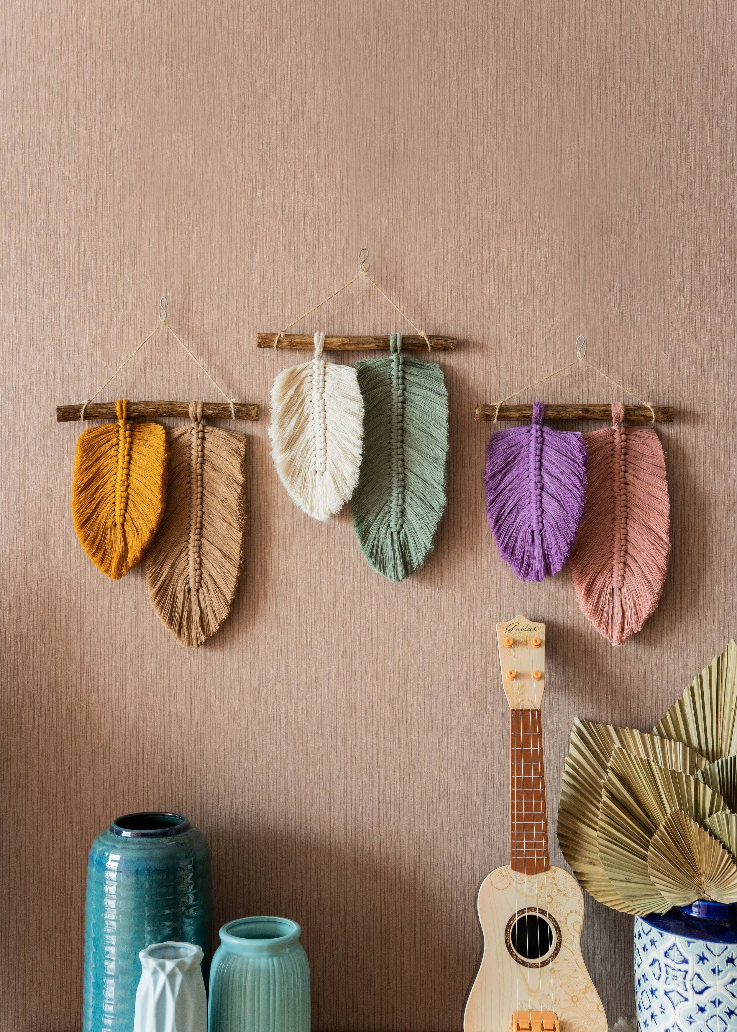 HeartCrafted - Wholesale Decorative Tassel/Wall Drop - Feather Macrame Wall Hanging L0414