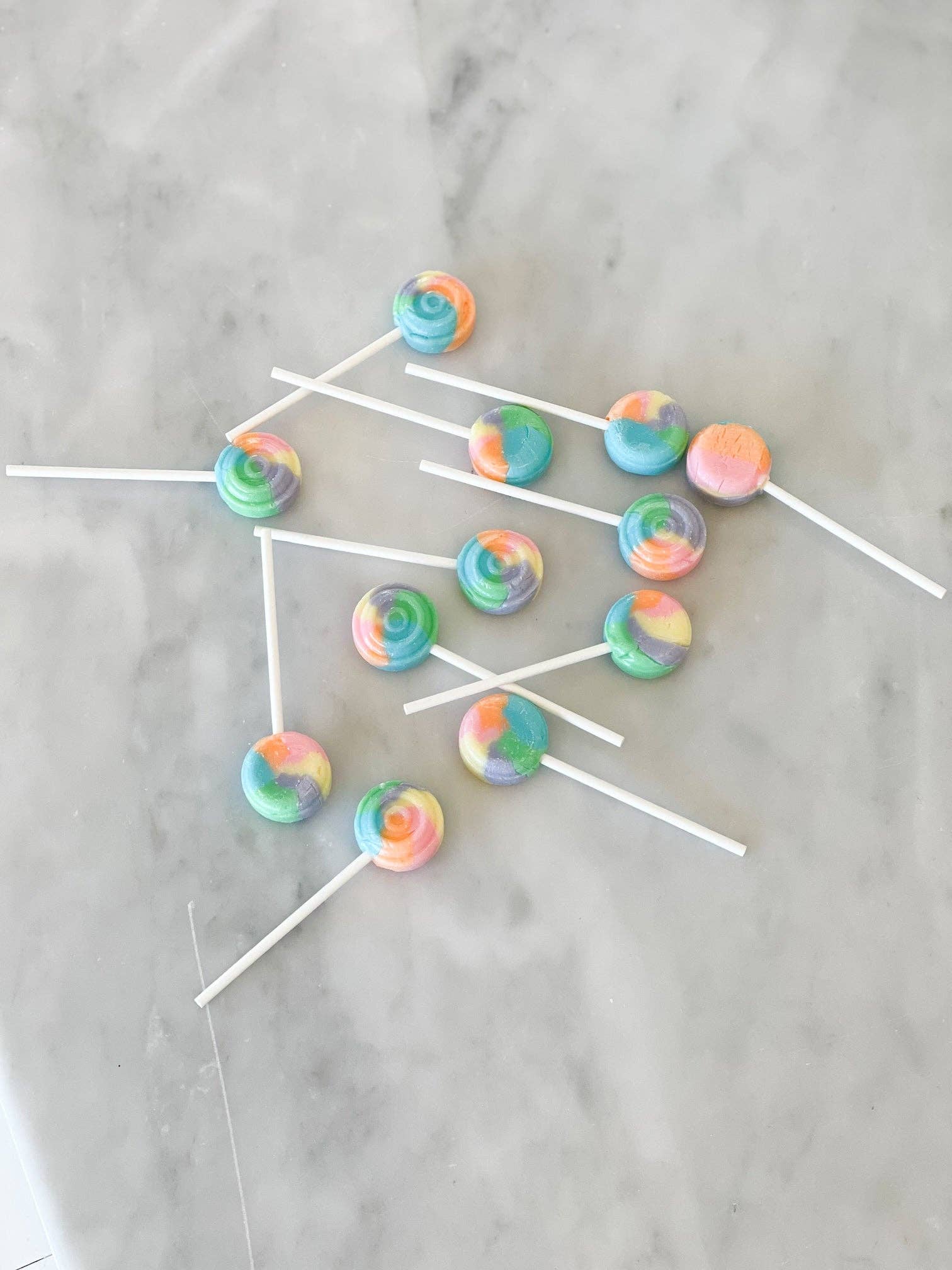 Candy Making Co. – wholesale Lollipop – Petite Pops™ - 12ct Bags16