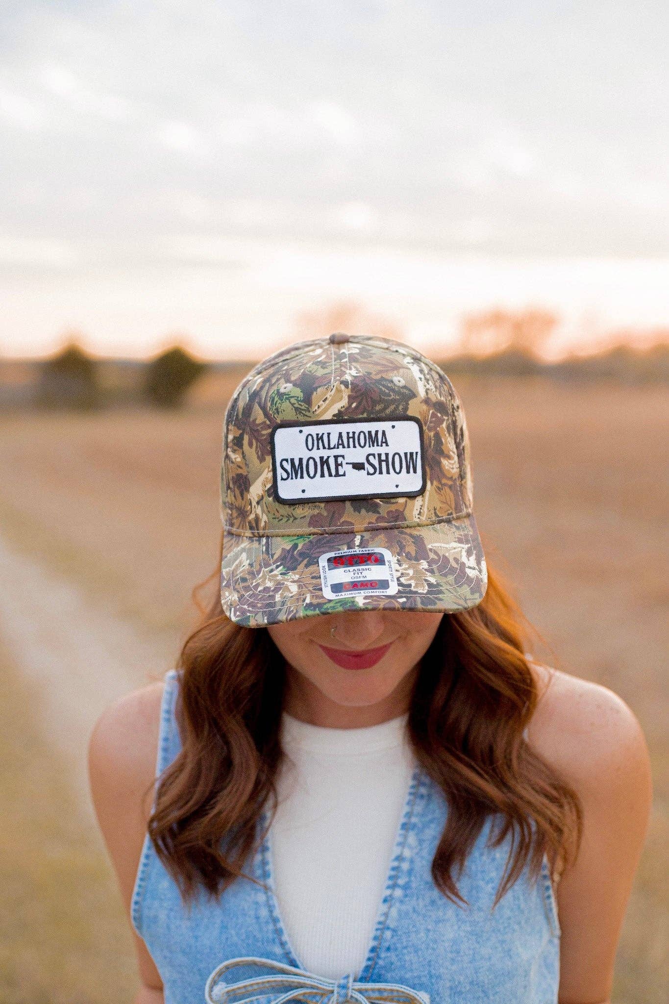 Hartland Goods - Vente Casquette de camionneur – femme - OKLAHOMA SMOKESHOW - CAMOUFLAGE0