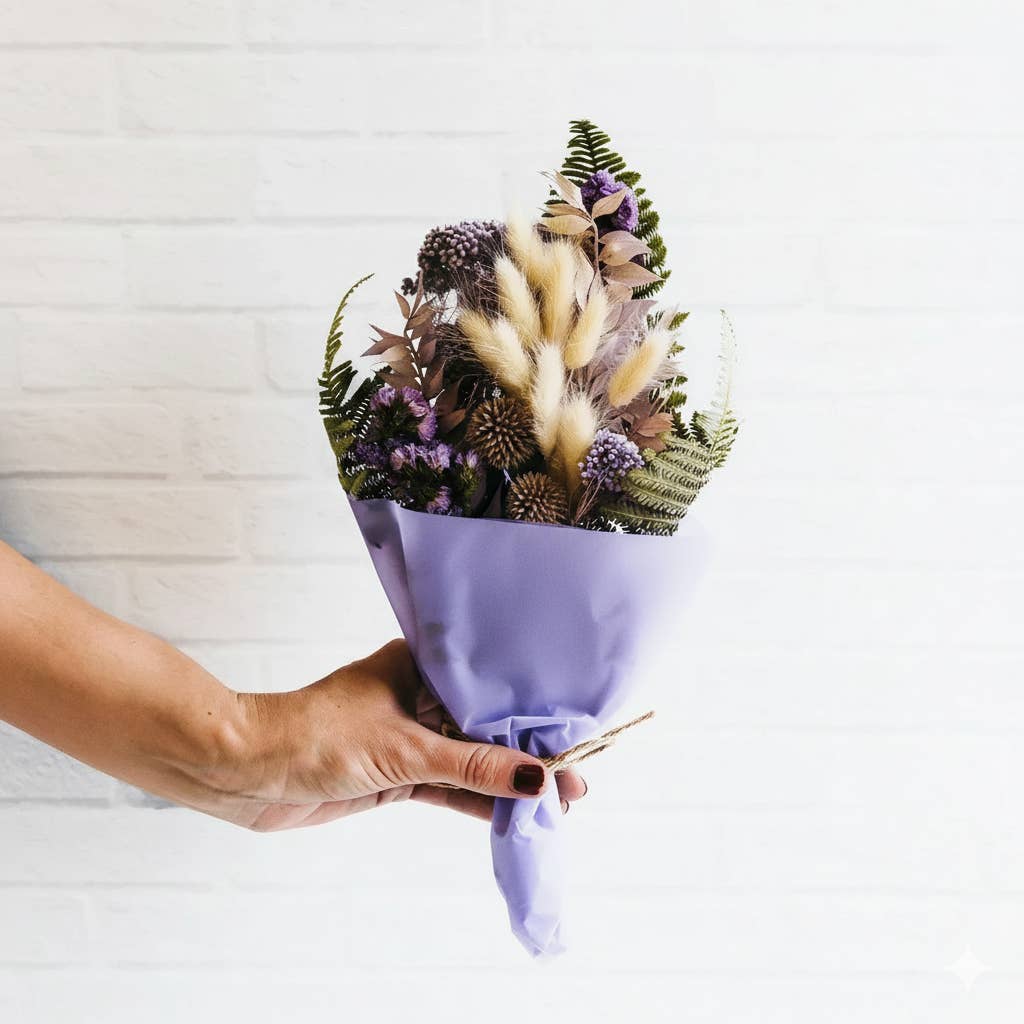 Giften Market - Wholesale Dried/Pressed Flowers - Violet Dried Flower Mini Bouquet - Unique Gift Ideas for Her