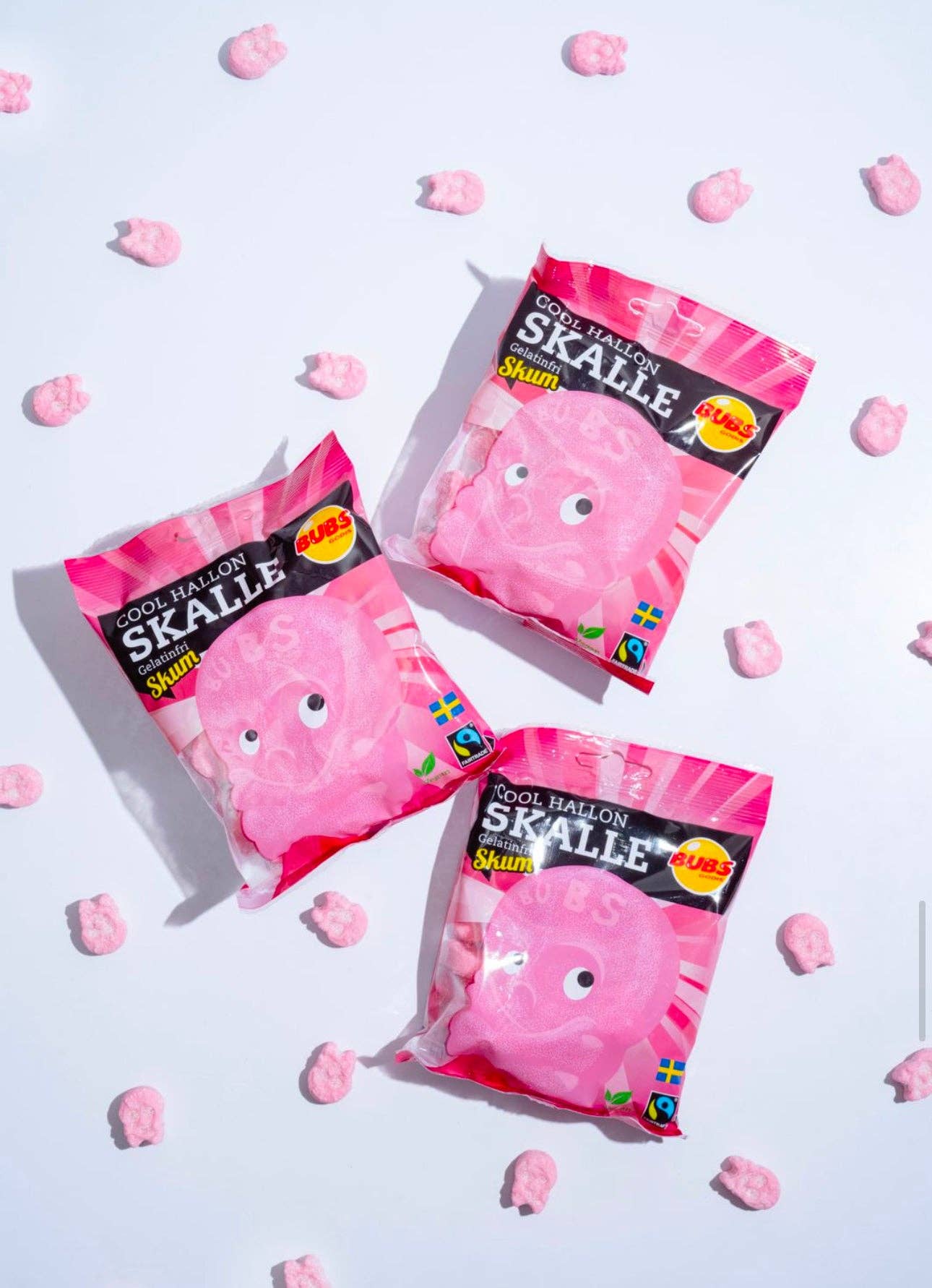 Sweet As Fudge Candy Shoppe - Wholesale Gummy - Swedish Candy Bubs Cool Rapsberry Foam Skulls 12 Pack Case1