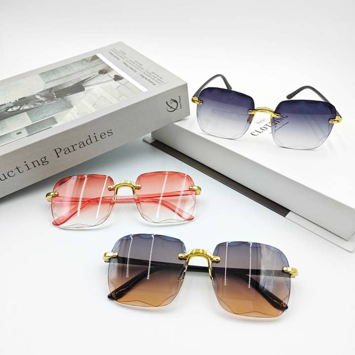 ACCITY - Wholesale Sunglasses - Women's - STREET SHOOTING CATWALK SUNGLASSES_CWASG013210