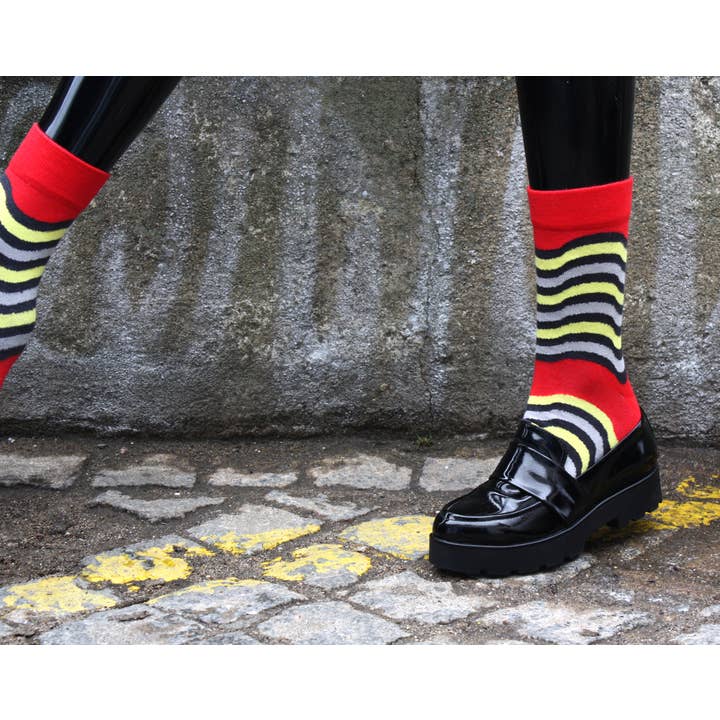 Souvenirs That Don't Suck - Wholesale Socks - Unisex - Portuguese Sidewalk Socks (Meias - Calçada Portuguesa)1