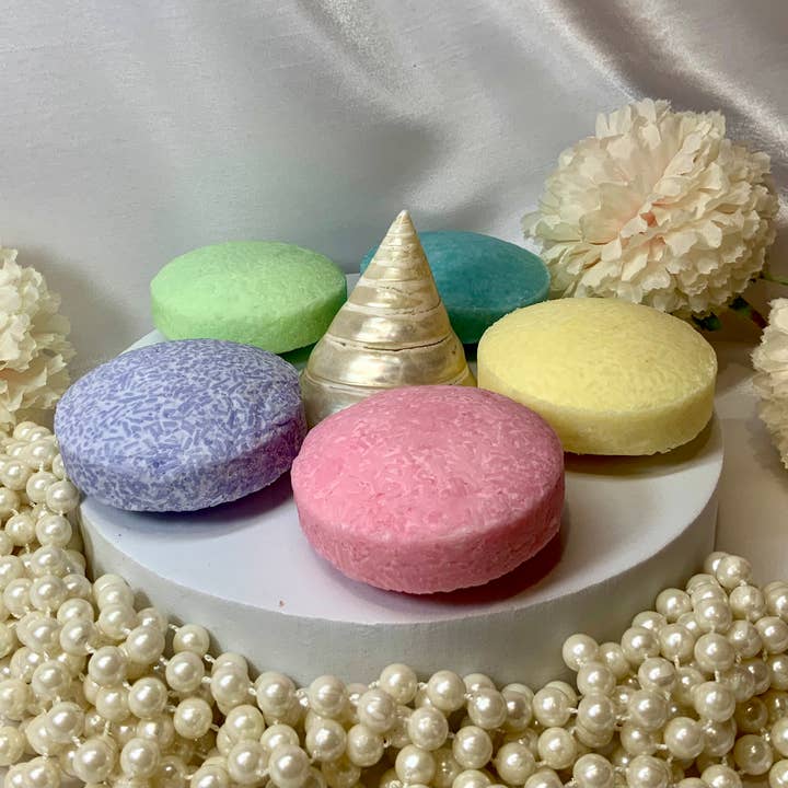 Cw Soaps – wholesale Shampoo puck/solid shampoo – Shampoo Bar - The Holiday6