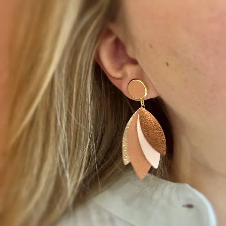 Atelier Gustave - Wholesale Dangle Earrings - Misty Loops1