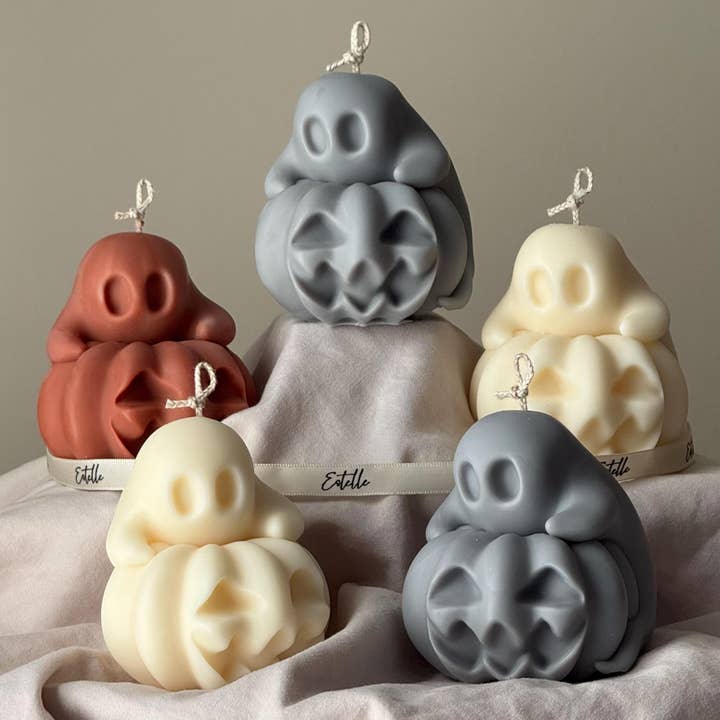 Estelle Studio – wholesale Novelty candle – Handmade Spooky Pumpkin Ghost Candle: Halloween Soy Wax Decor3