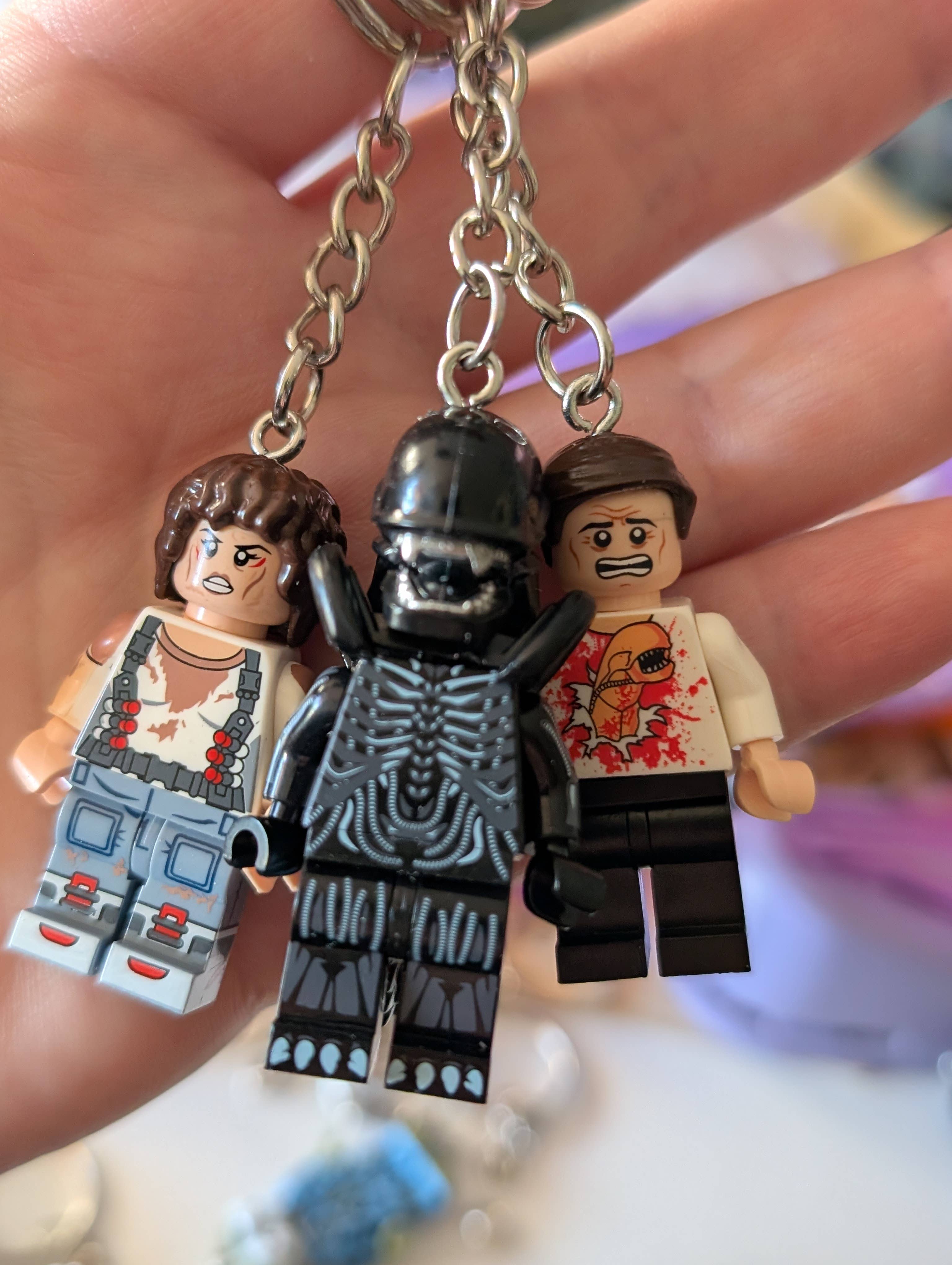 Con-Quest Crafts - Wholesale Keychain - Unisex - Horror Inspired Minifigure Keychains Movie Characters7