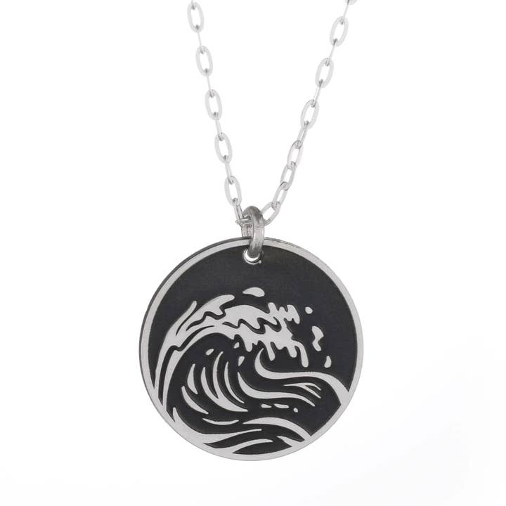 Collier rond vague de vent pour la vente par The Bearded Jeweler