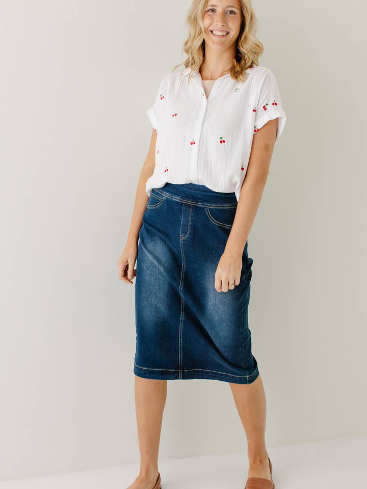 'Sara' Classic Knee Length Dark Denim Skirt for wholesale on Faire13