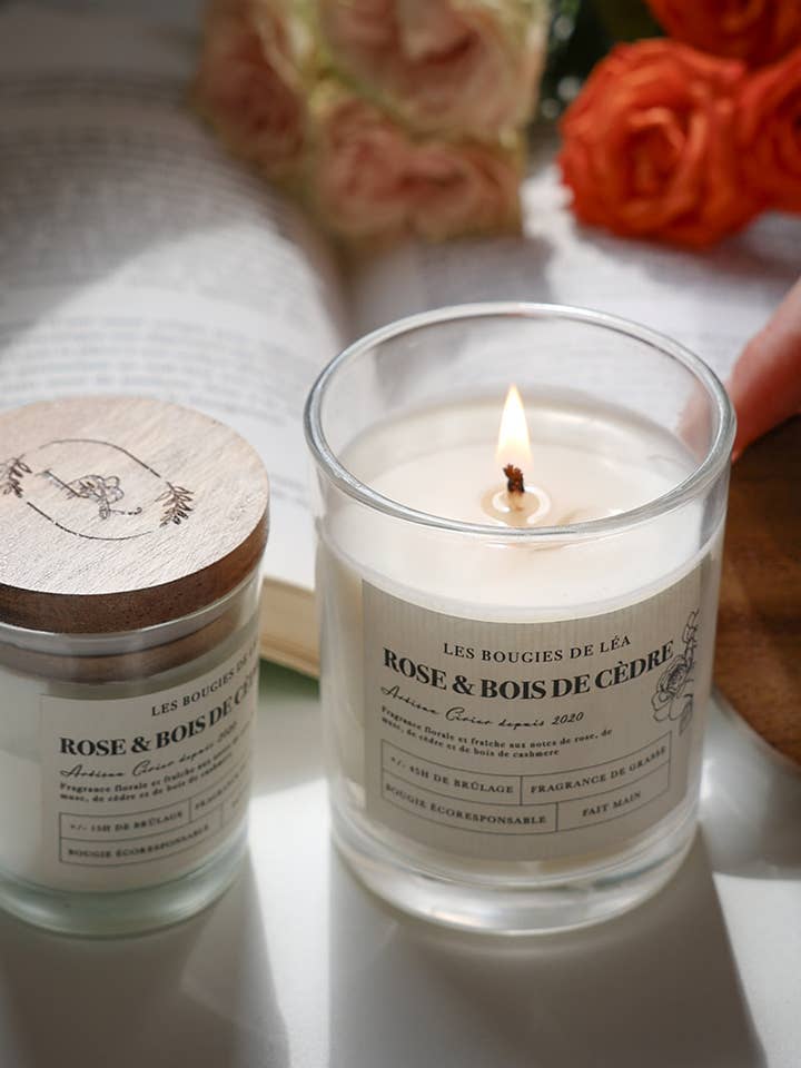 Rose & Cedarwood Candle - Large for wholesale by Les Bougies de Léa